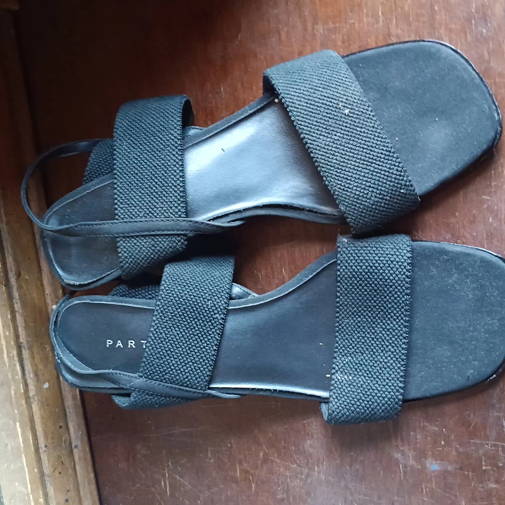 Black Women's Sandals